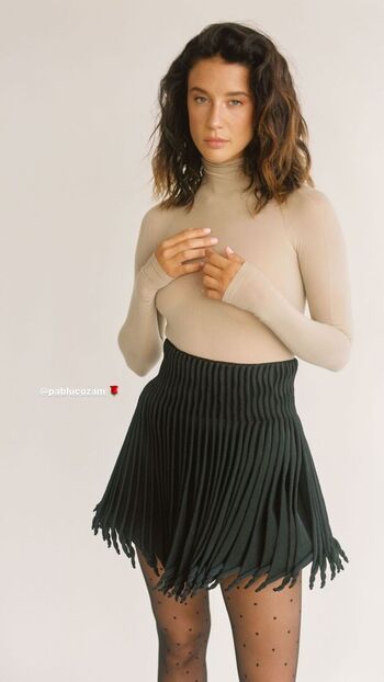 Maria pedraza 1 page 2 image