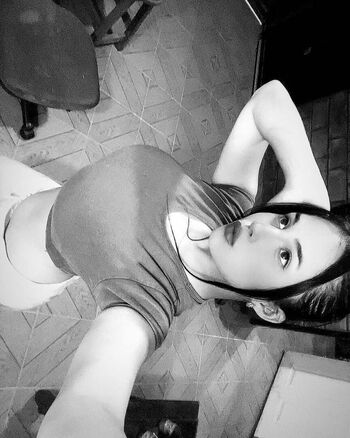 Maria pernia image
