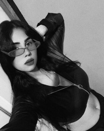 Maria pernia image