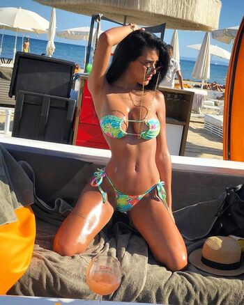 Maria teresa mustiola image