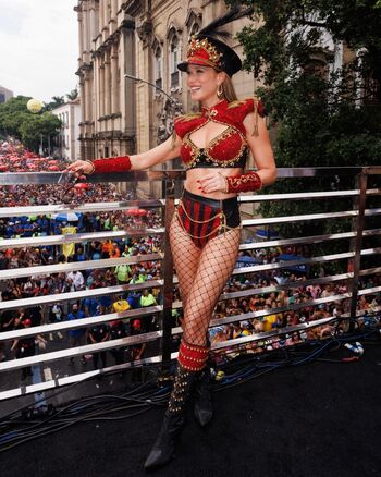 Mariana ximenes image