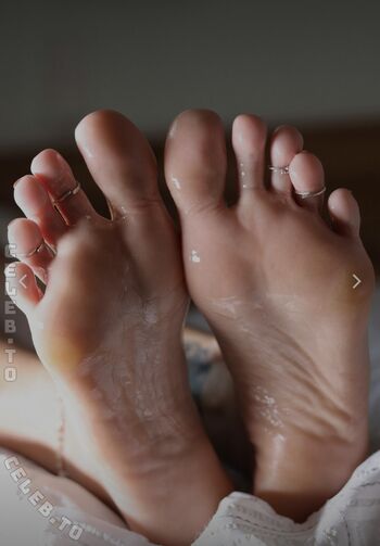Marie french feetgirl image