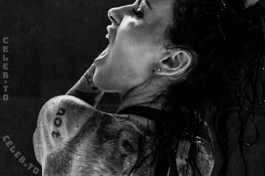 Mariella garonnes page 2 image