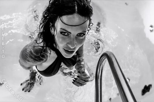 Mariella garonnes page 2 image