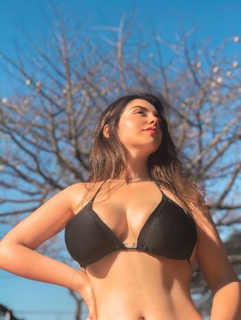 Marina brazaca image