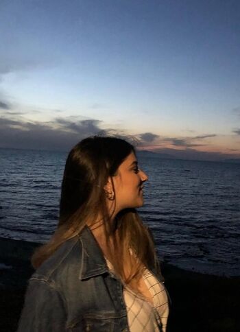 Marina pezouvani image