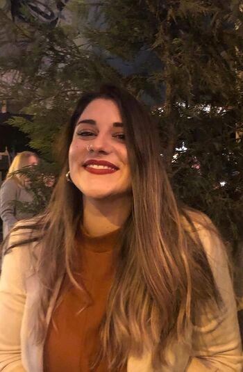 Marina pezouvani image