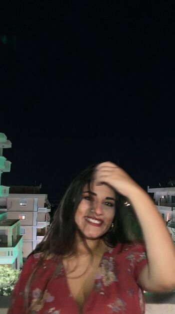 Marina pezouvani image