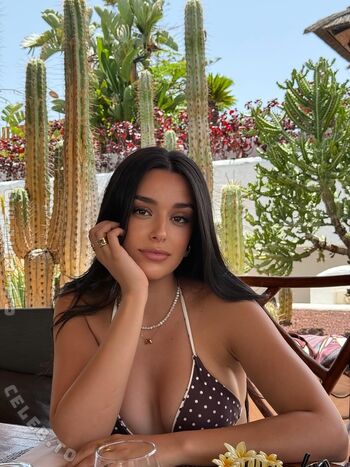 Marta diaz image