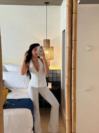 Marta diaz image