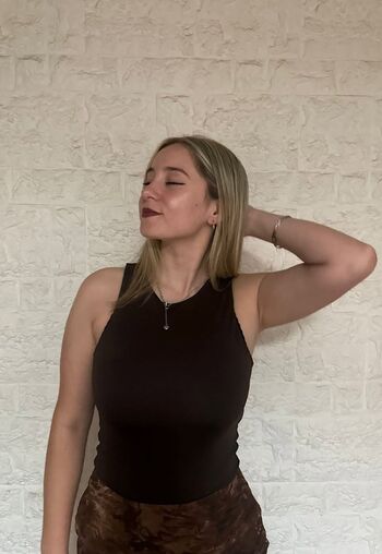Martina rodriguez image