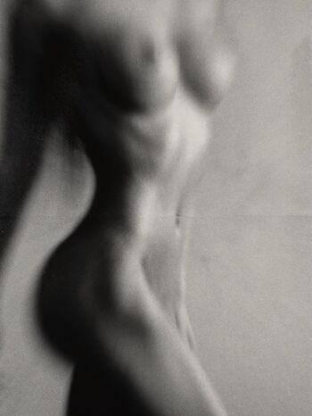 Mary elff image