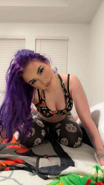 Mary liven page 2 image