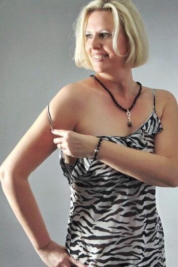 Mature amateur image
