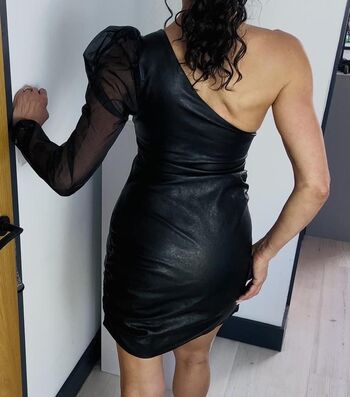 Maturefemalefitnessfree image