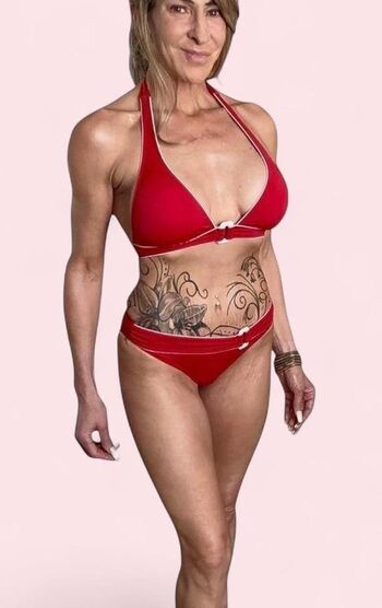 Maturefemalefitnessfree image