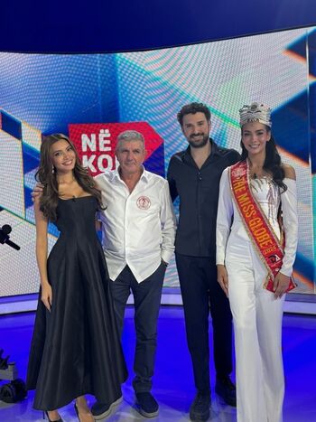 Maureen Montagne (Miss Globe 2021)