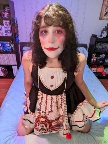 Maybelsyrup image