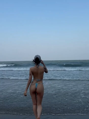 Mayura bowling image