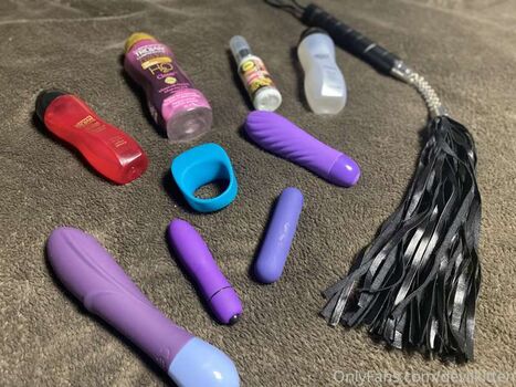 Mazikeen page 2 image