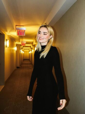 Meg donnelly image