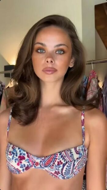 Meika woollard page 6 image