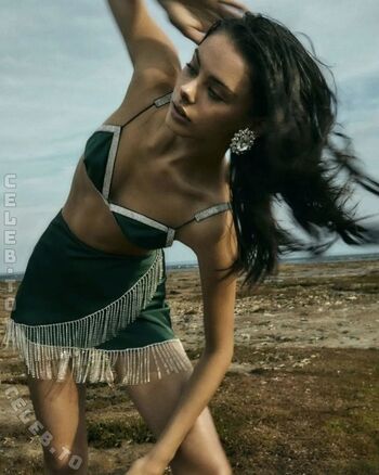 Meika woollard page 6 image