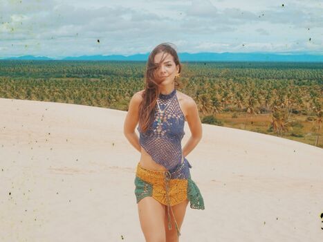 Mel maia image
