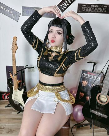 Melani godoy image