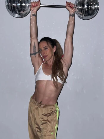 Melanie chisholm page 5 image