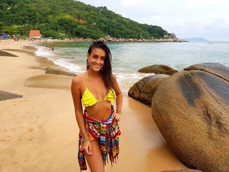 Melina de piano image