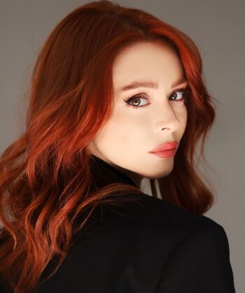 Melis hazal karagoz image