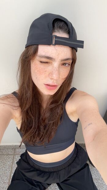 Melissa fernandes image