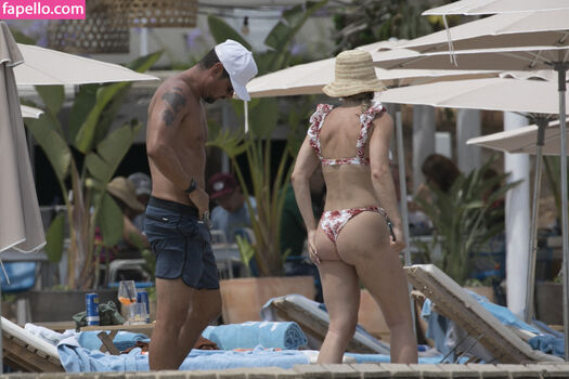 Melissa roxburgh image