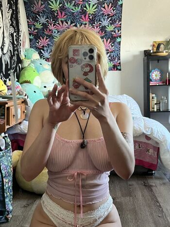 Meowwkarissa image