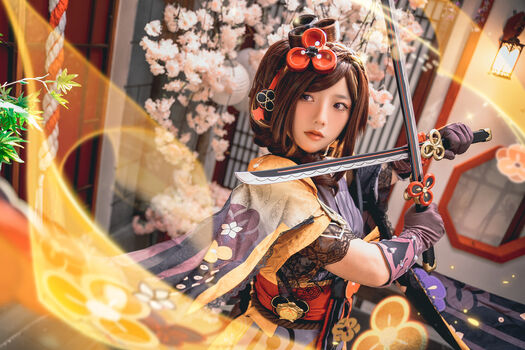 Messie huang image