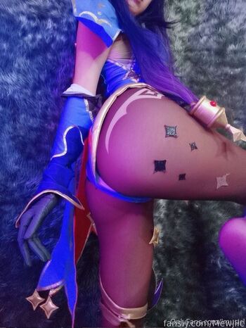 Mewjiic page 3 image