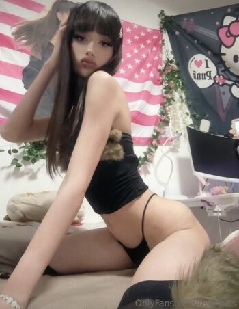 Mia faltyn image