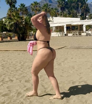 Miabellydancerofficial image