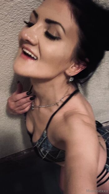 Miarosexxx image
