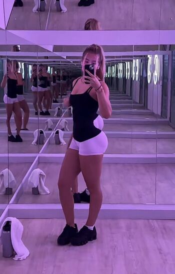 Michaela schmidt image