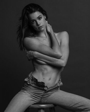 Michelle ellyse schlaman image