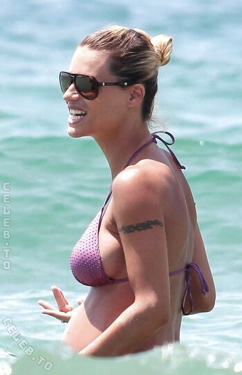 Michelle hunziker page 3 image