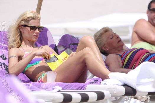 Michelle hunziker page 2 image