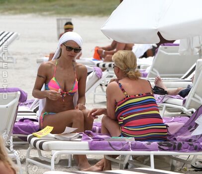 Michelle hunziker page 2 image