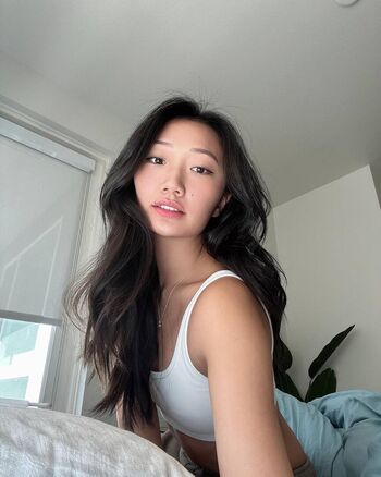 Michelle li image