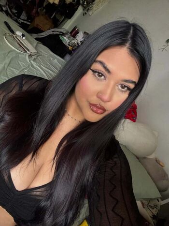 Michelle m23 page 4 image