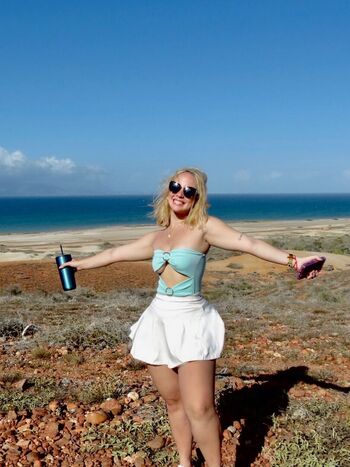 Michellecamila0 image