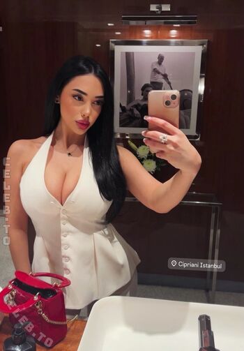 Miiss chanel image