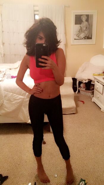 Mikaela hoover image